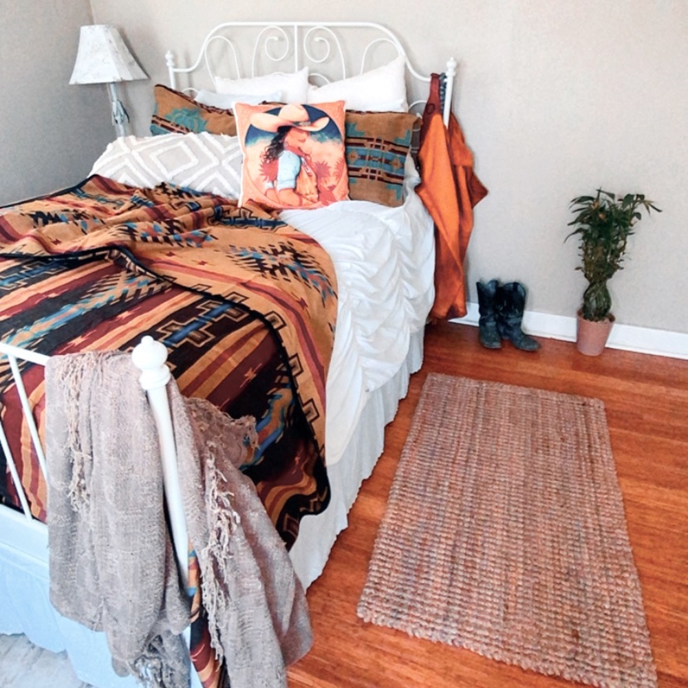 🔥 KING: South western reversible blanket  🔥